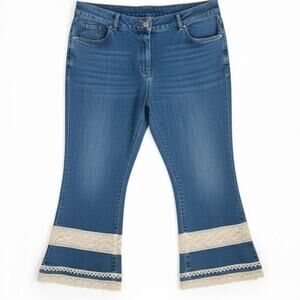 Monroe & Main Crochet Trim Crop Flare Jeans Size 20W